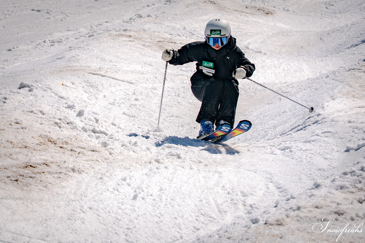 キロロリゾート｜ポカポカ陽気で絶好の春スキー日和♪こんな日は、みんなで思いっきり春雪を満喫しましょう！